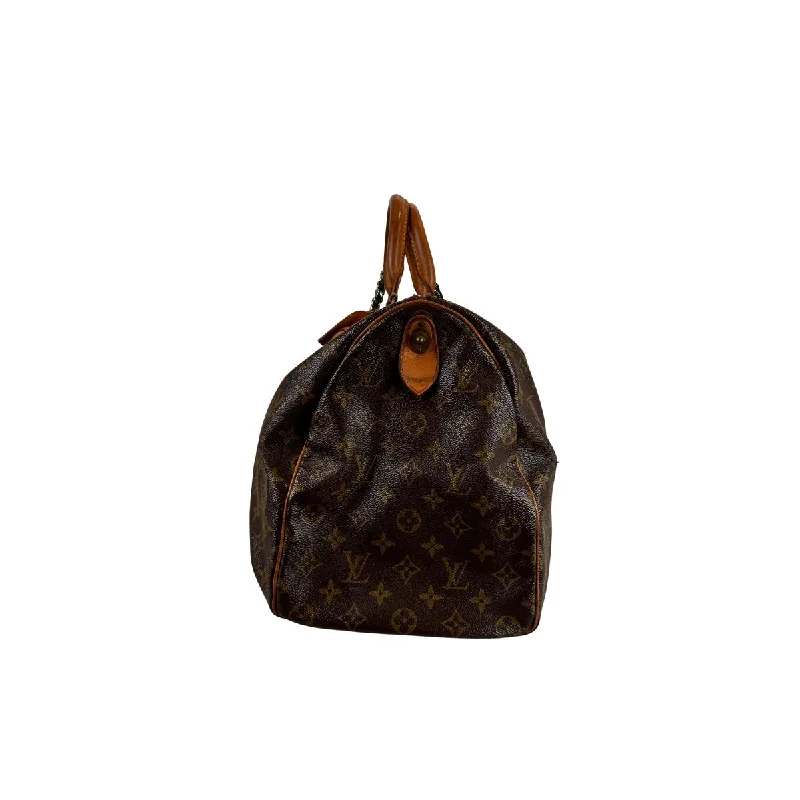 Louis Vuitton bags with a front - flap pocket for quick - access itemsLouis Vuitton Keepall 45 in Monogram Canvas