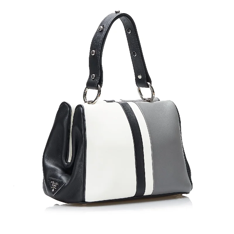 Medium - sized Prada tote bags in classic black for everyday versatilityPrada Baiadera Frame Bag K3YiJp