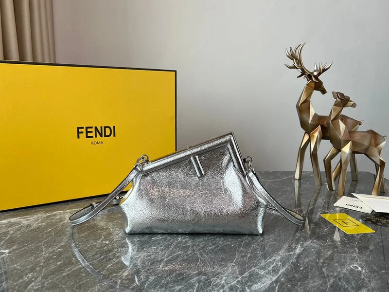 Fendi tote bags with a spacious interior and multiple pockets for daily essentialsWF - Fendi Bags - 412