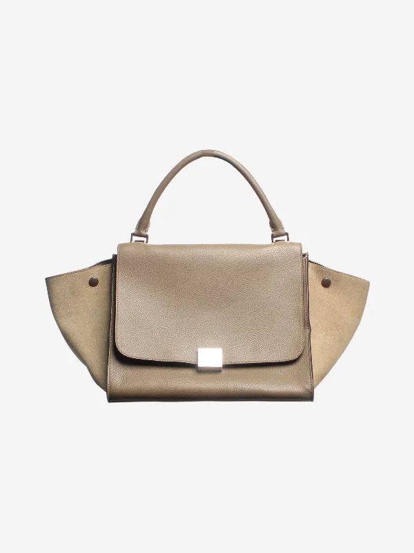 Oversized Hermes Bags for a Fashion - Forward and Practical StatementKhaki Trapeze leather handbag