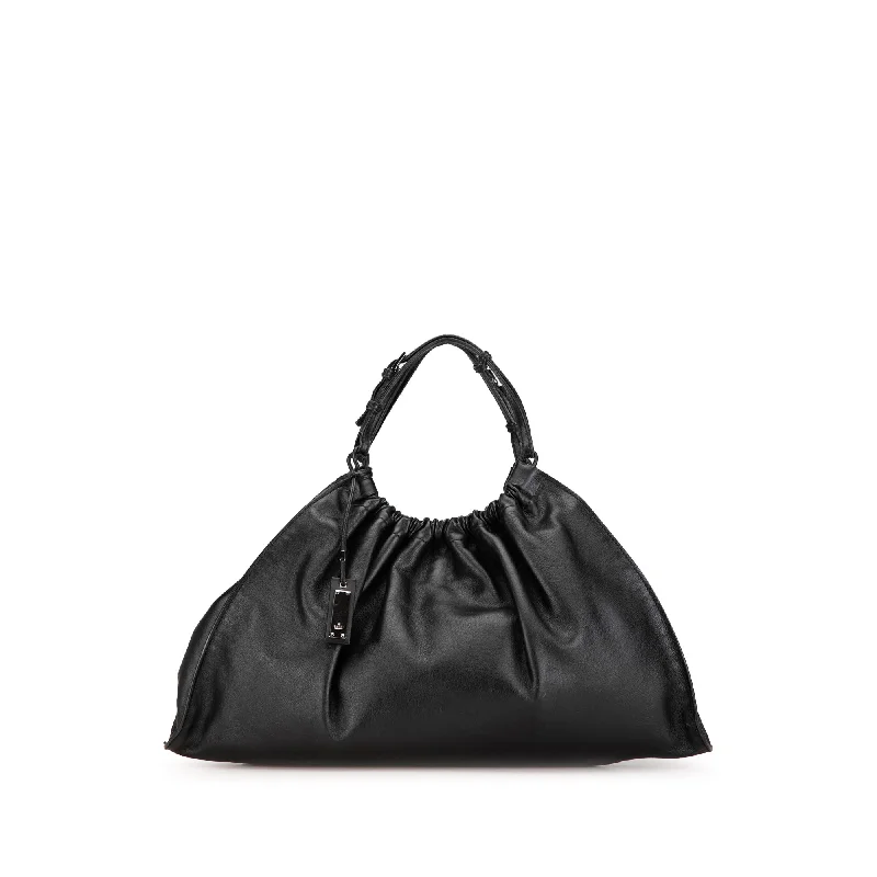 Compact Hermes Herbag Zip for Effortless CarryingBlack Gucci Calfskin Handbag