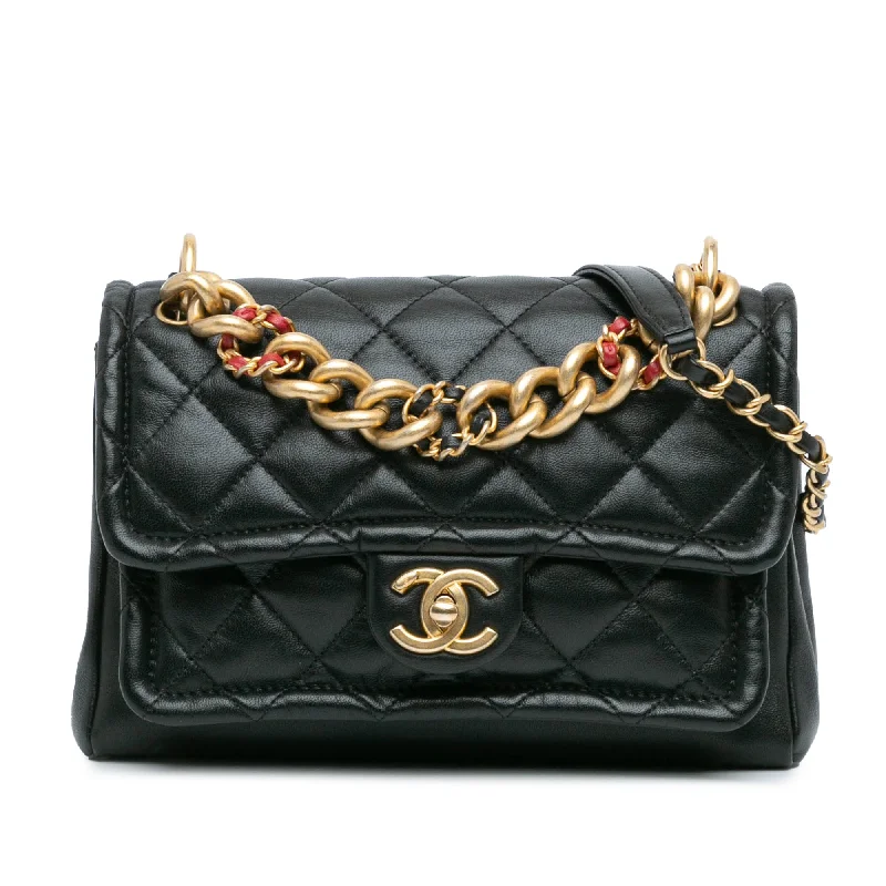 Hermes Bags with Hidden Pocket Compartments for PrivacyBlack Chanel CC Quilted Lambskin Chain Link Flap Satchel