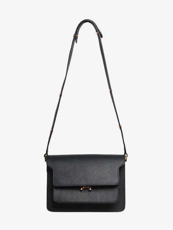 Easy - to - Clean Hermes Bags for Busy LifestylesBlack Trunk shoulder bag