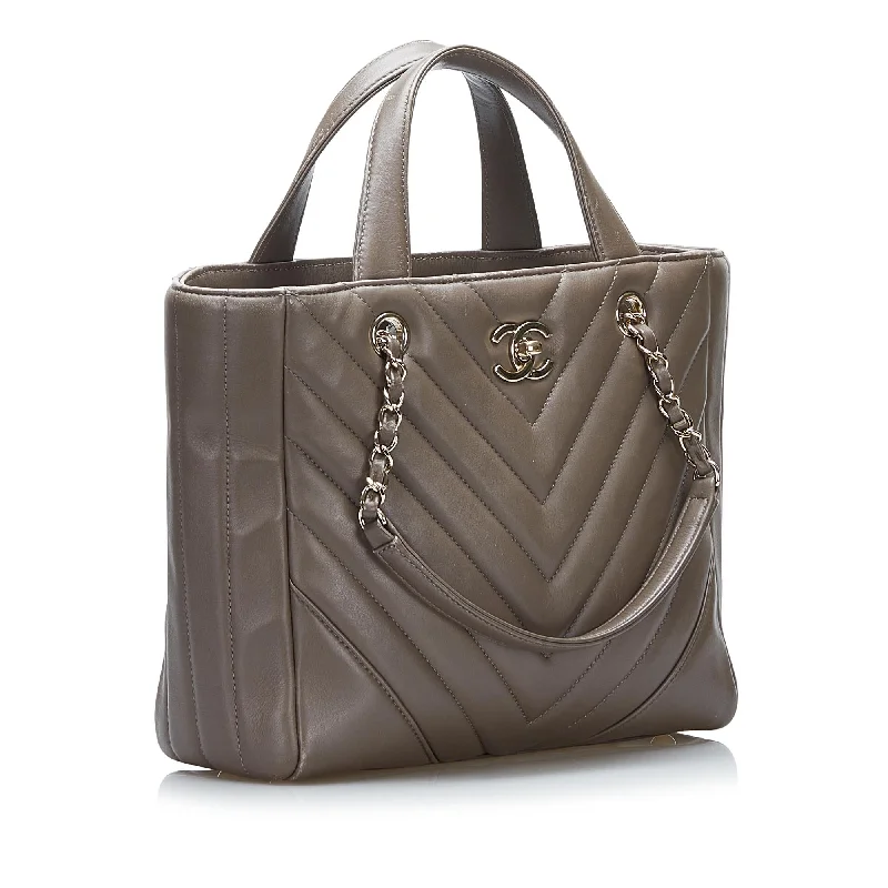 Chanel Medium Tote Bag for Office LadiesChanel CC Chevron Satchel (yfcvAU)