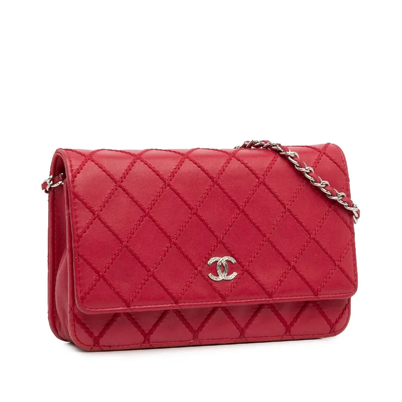 Chanel New Arrival Handbag with Gold HardwareChanel CC Lambskin Wild Stitch Wallet on Chain (XCKcTY)