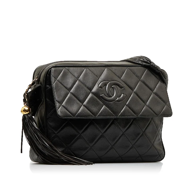 Chanel Limited Edition Handbag for CollectorsChanel CC Matelasse Tassel Crossbody (ZmhsO3)