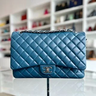 Chanel Classic Flap Bag for Evening PartyClassic Flap Maxi 33cm Double Flap Lambskin SHW No 17