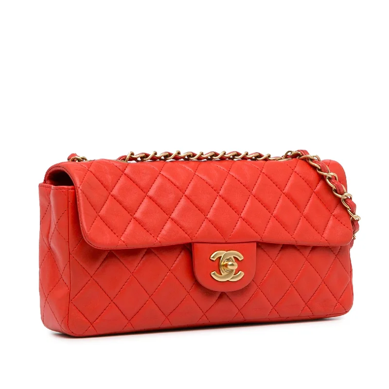 Chanel Lightweight Handbag for Daily ErrandsChanel Classic Lambskin East West Single Flap (MyImCq)