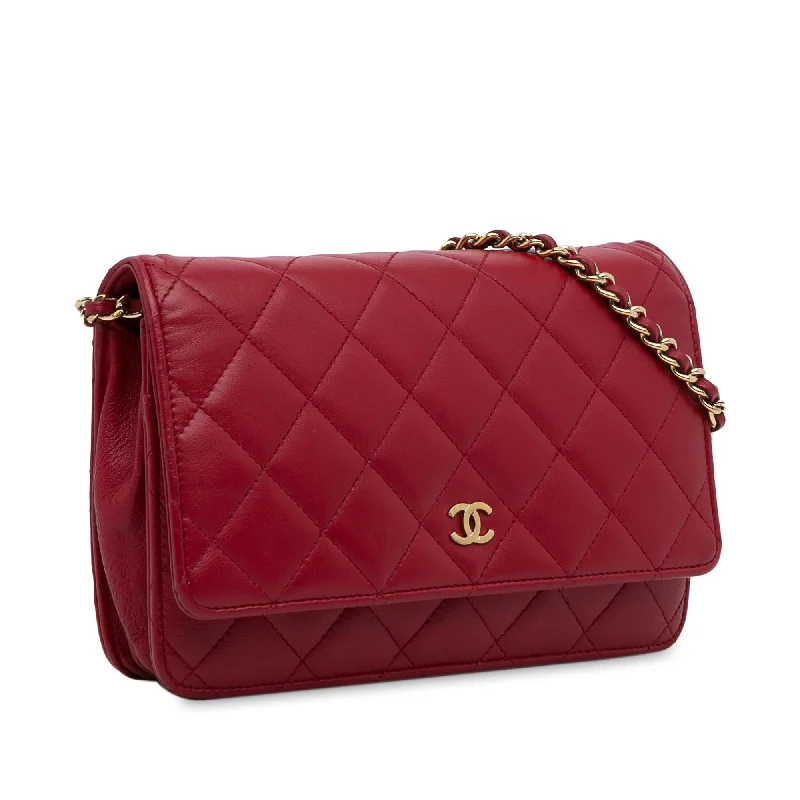 Chanel Handbag with Adjustable Strap for ComfortChanel Classic Lambskin Wallet on Chain (WqFH4J)